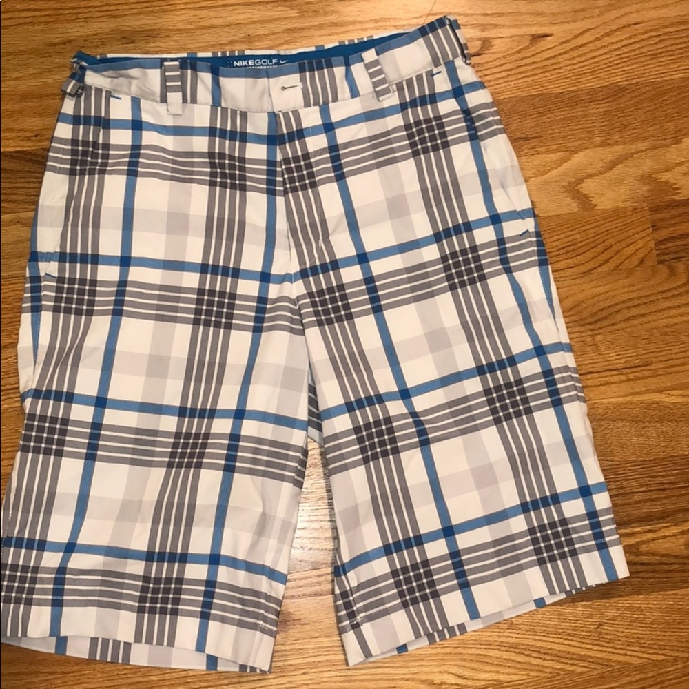 Men’s Size 28 Golf shorts